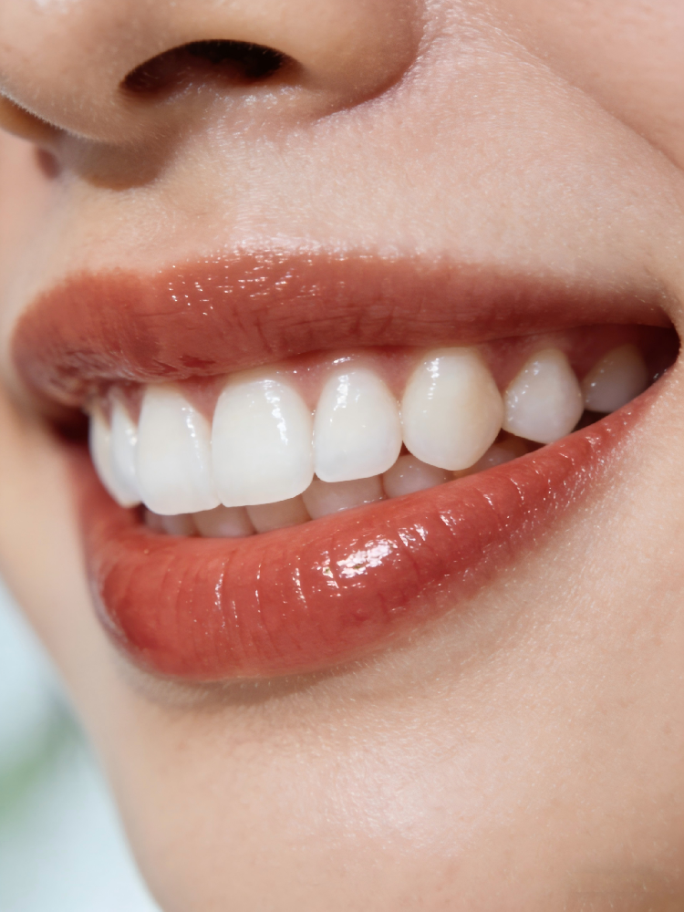 牙齿脱落与下半脸衰老:牙槽骨萎缩如何改变面部轮廓——口腔健康是抗衰的最后一块拼图