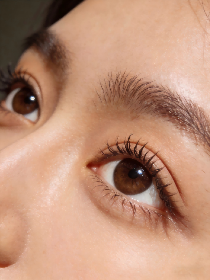 抬头纹是看手机看出来的？和之时揭秘：日本“手机老花眼（Sumaho Rogan）”与额肌的借力